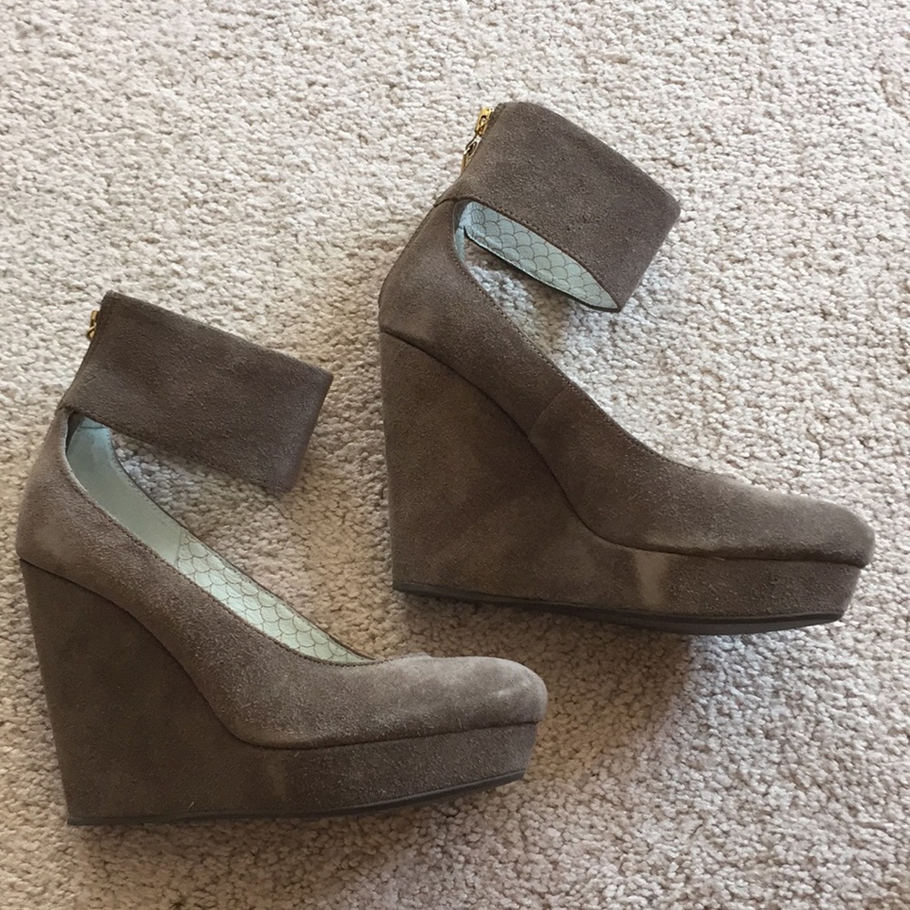Platform Heels - image 1